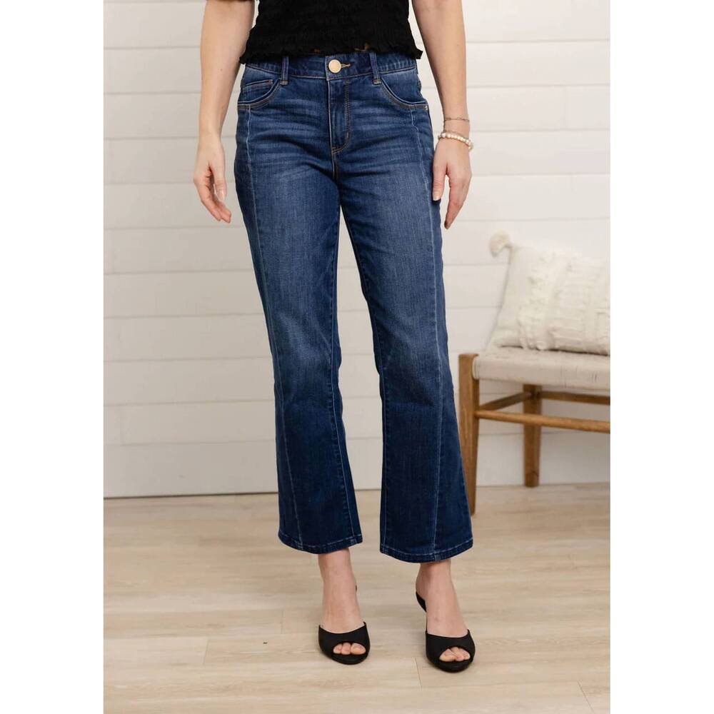 NEW MAC & ME barely bootcut jeans with front seam in blue